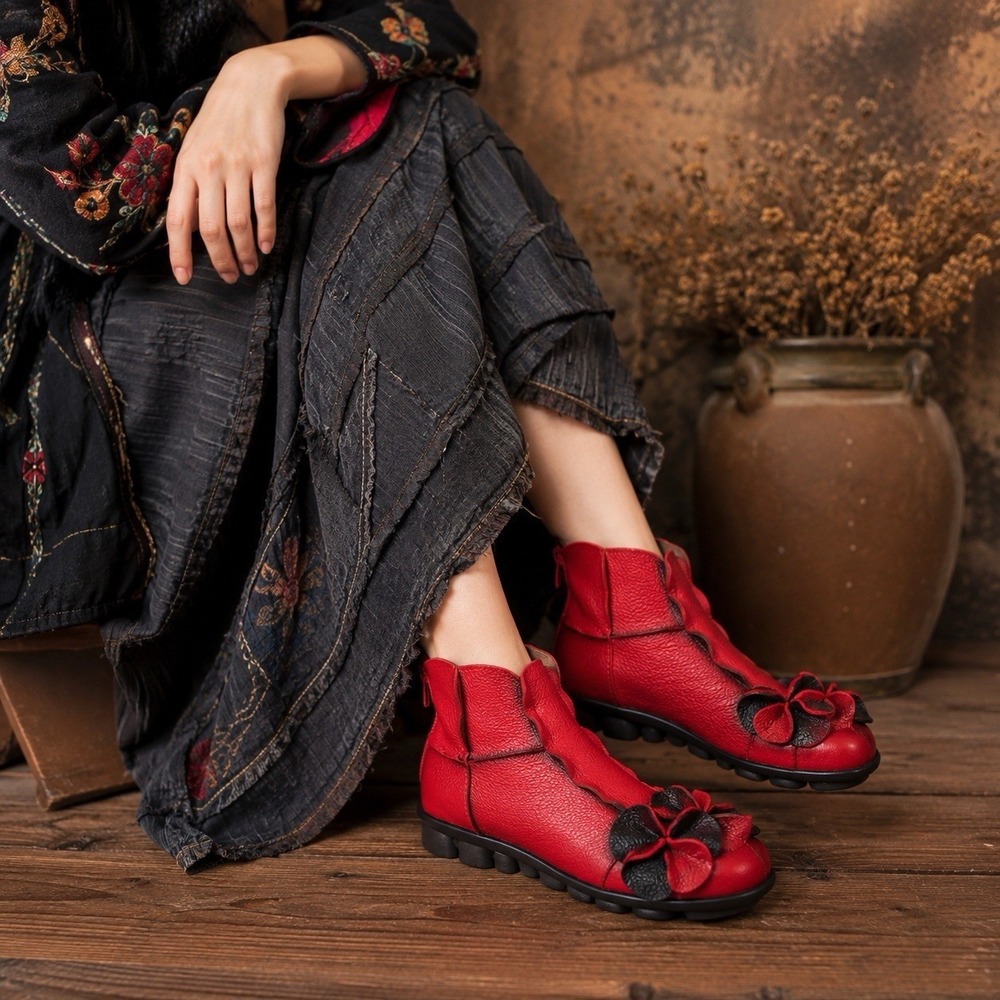 Rumour Has It Flower Head Accent‎ Sharon Leather Ankle Boots EU 38 US 7 Red